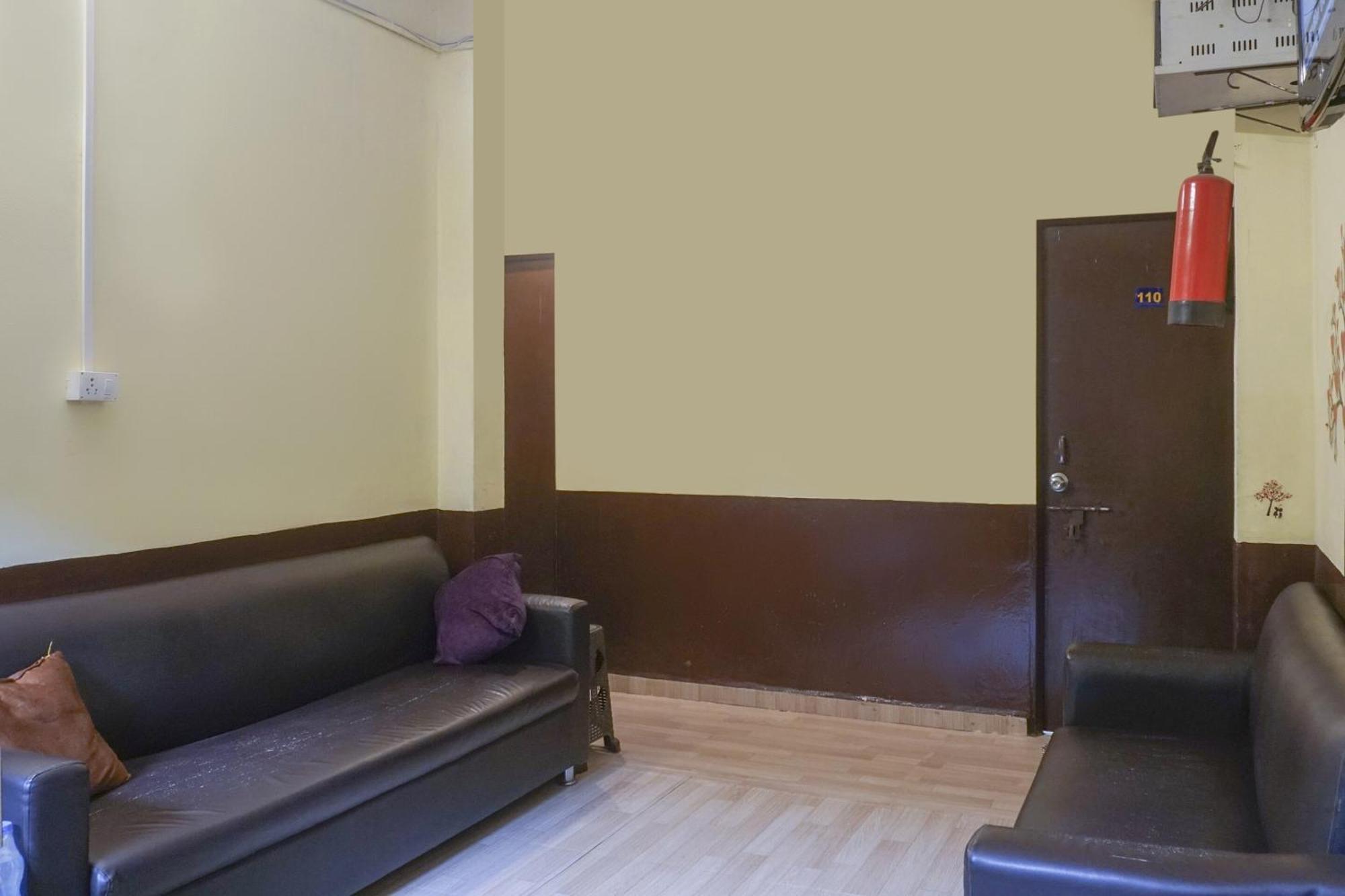 Hotel O R K Hotel Pimpri-Chinchwad Exterior photo